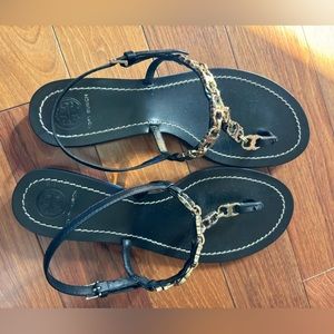 TORY BURCH GEMINI LINK T-STRAP SANDALS